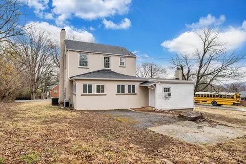 Exterior - 204 Beech St NW, Roanoke, VA 24017 photo 5 of 8