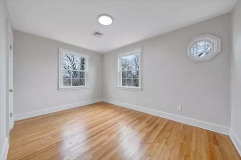Bedroom - 204 Beech St NW, Roanoke, VA 24017 photo 2 of 4