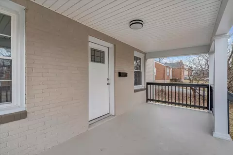 Exterior - 204 Beech St NW, Roanoke, VA 24017 photo 4 of 8