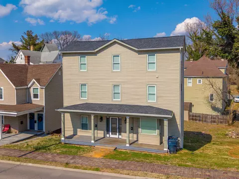 819 Campbell Ave SW, Roanoke, VA 24016