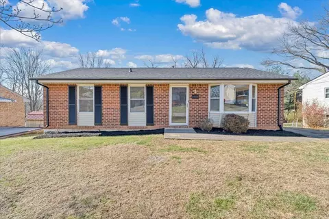 546 Stacie Dr, Vinton, VA 24179
