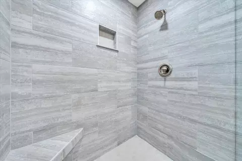 Bath - 107 Ridge Dr, Goodview, VA 24095 photo 3 of 5