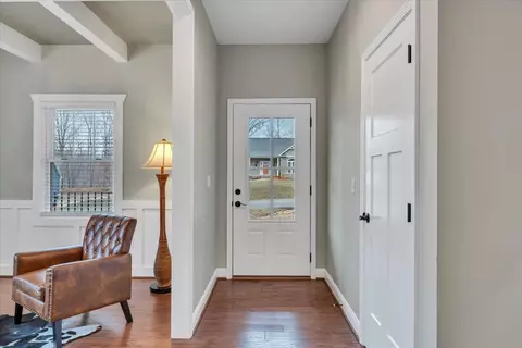 Entry Way - 341 Bermuda Dr, Hardy, VA 24101 photo 2 of 7