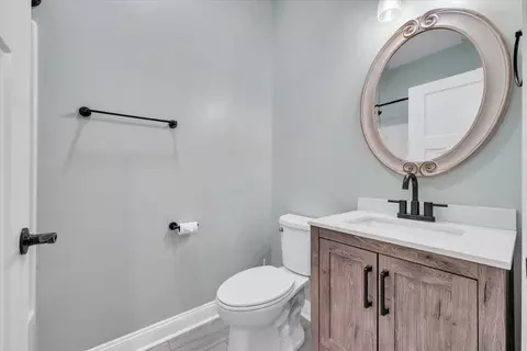Bath - 341 Bermuda Dr, Hardy, VA 24101 photo 2 of 5