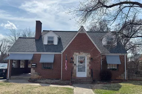 3230 Hillcrest Ave NW, Roanoke, VA 24017