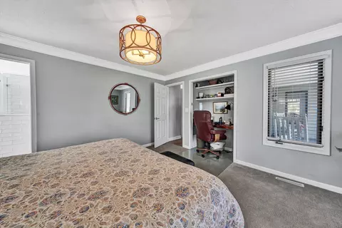 Bedroom - 385 Cross Harbor Dr, Penhook, VA 24137 photo 2 of 8