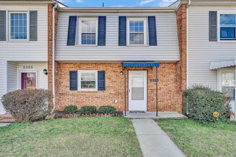 2323 Ranch Rd NW, Roanoke, VA 24017