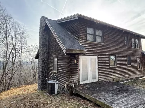 1212 Eagle View Dr NE, Pilot, VA 24138 photo 2