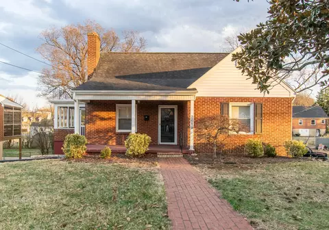 2619 Floraland Dr NW, Roanoke, VA 24012