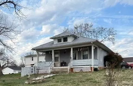 630 Columbia St NE, Roanoke, VA 24019