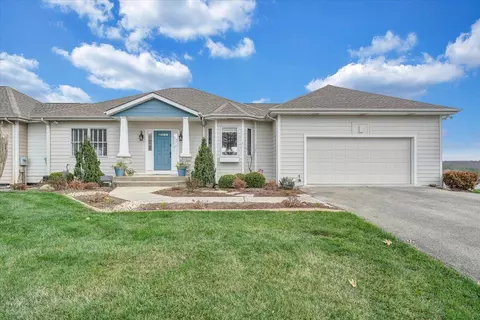 2302 Lake Retreat Rd, Huddleston, VA 24104