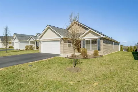 2150 Giles Dr SE, Christiansburg, VA 24073