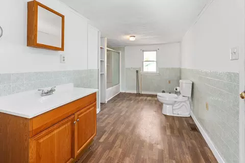 Bath - 121 Branch Rd, Eagle Rock, VA 24085 photo 1 of 2