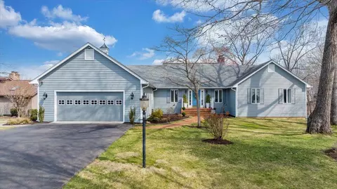 Exterior - 110 Windward Dr, Moneta, VA 24121 photo 3 of 26