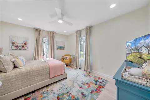 Bedroom - 110 Windward Dr, Moneta, VA 24121 photo 6 of 12