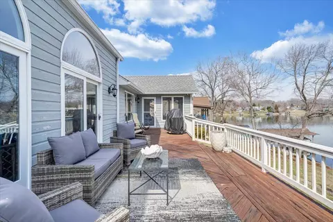 Exterior - 110 Windward Dr, Moneta, VA 24121 photo 4 of 26