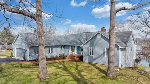 Exterior - 110 Windward Dr, Moneta, VA 24121 photo 25 of 26