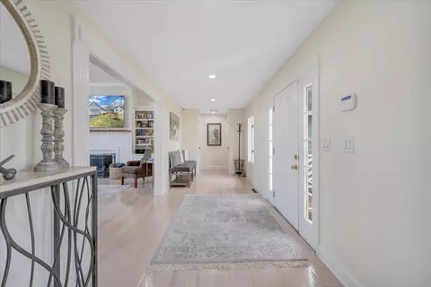 Entry Way - 110 Windward Dr, Moneta, VA 24121 photo 4 of 10