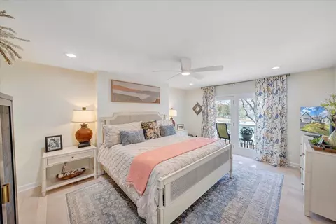 Bedroom - 110 Windward Dr, Moneta, VA 24121 photo 2 of 12