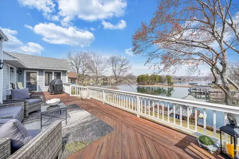Exterior - 110 Windward Dr, Moneta, VA 24121 photo 13 of 26