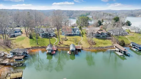 View/Area - 110 Windward Dr, Moneta, VA 24121 photo 8 of 11