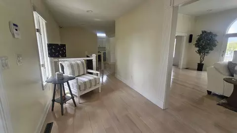 Entry Way - 110 Windward Dr, Moneta, VA 24121 photo 9 of 10