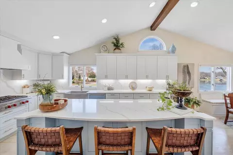 Kitchen - 110 Windward Dr, Moneta, VA 24121 photo 3 of 17