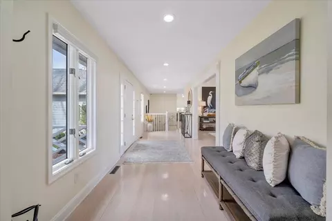 Entry Way - 110 Windward Dr, Moneta, VA 24121 photo 3 of 10