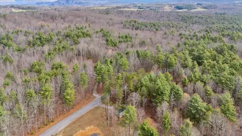 View/Area - 738 Jerry Ln NE, Check, VA 24072 photo 5 of 7