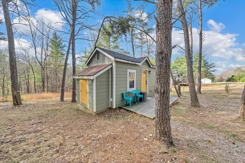 Exterior - 738 Jerry Ln NE, Check, VA 24072 photo 5 of 16