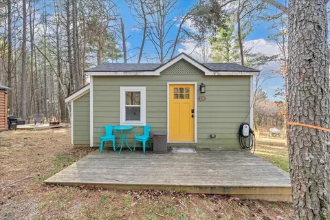Exterior - 738 Jerry Ln NE, Check, VA 24072 photo 3 of 16