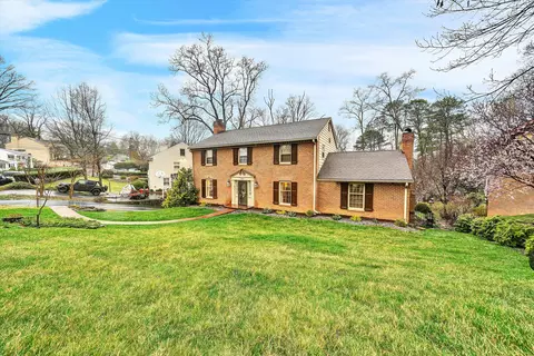 3684 Peakwood Dr SW, Roanoke, VA 24014