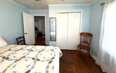 Bedroom - 424 E Parrish St, Covington, VA 24426 photo 4 of 5