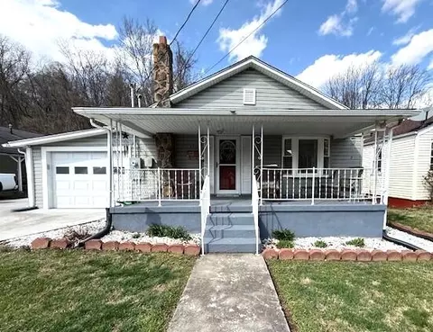 424 E Parrish St, Covington, VA 24426