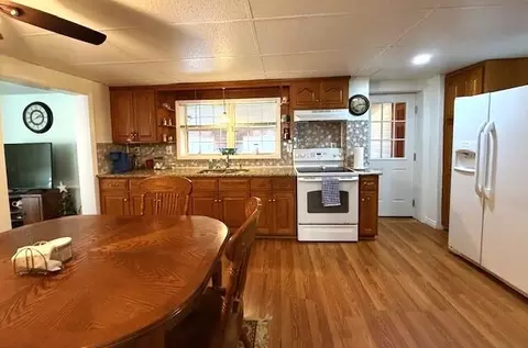 Kitchen - 424 E Parrish St, Covington, VA 24426 photo 2 of 4