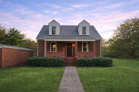 2255 Dunkirk Ave NE, Roanoke, VA 24012