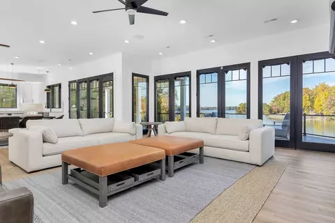 Living - 176 Three Point Isle Dr, Penhook, VA 24137 photo 2 of 7