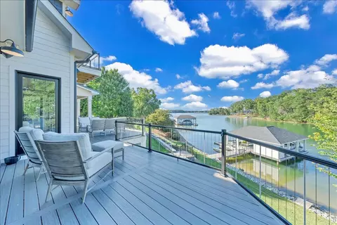 Exterior - 176 Three Point Isle Dr, Penhook, VA 24137 photo 16 of 24