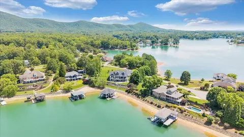 View/Area - 176 Three Point Isle Dr, Penhook, VA 24137 photo 2 of 6