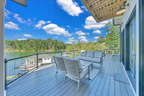 Exterior - 176 Three Point Isle Dr, Penhook, VA 24137 photo 14 of 24