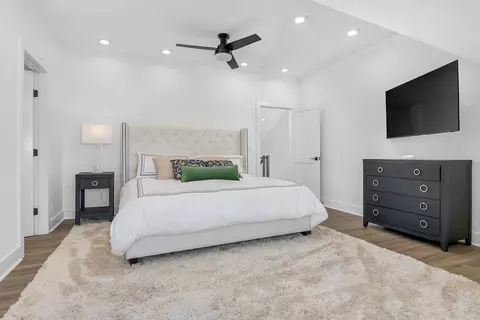 Bedroom - 176 Three Point Isle Dr, Penhook, VA 24137 photo 8 of 12