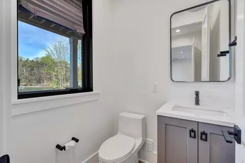 Bath - 176 Three Point Isle Dr, Penhook, VA 24137 photo 12 of 15