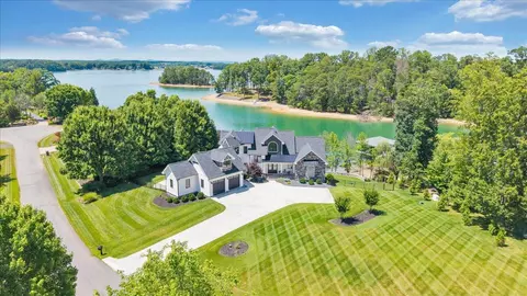 Exterior - 176 Three Point Isle Dr, Penhook, VA 24137 photo 6 of 24