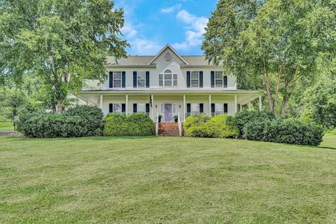 210 Daytona Dr, Hardy, VA 24101