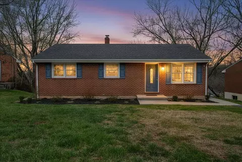 6420 Nell Dr, Roanoke, VA 24019