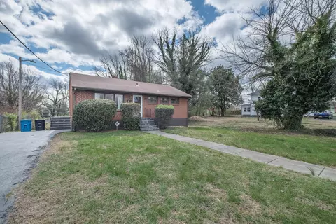 1629 Golfside Ave NW, Roanoke, VA 24017