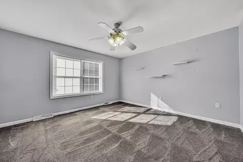 Bedroom - 804 Aster St, Roanoke, VA 24019 photo 1 of 3