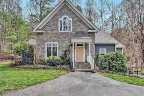 5671 Split Rail Ln, Roanoke, VA 24018