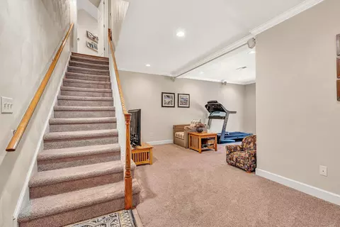 Entry Way - 5671 Split Rail Ln, Roanoke, VA 24018 photo 6 of 7