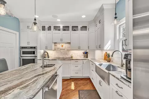 Kitchen - 5671 Split Rail Ln, Roanoke, VA 24018 photo 2 of 6